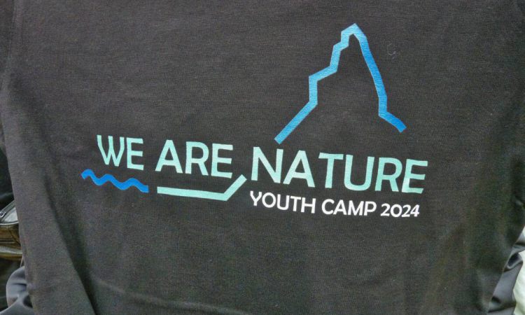 Alle Teilnehmer bekamen ein T-Shirt